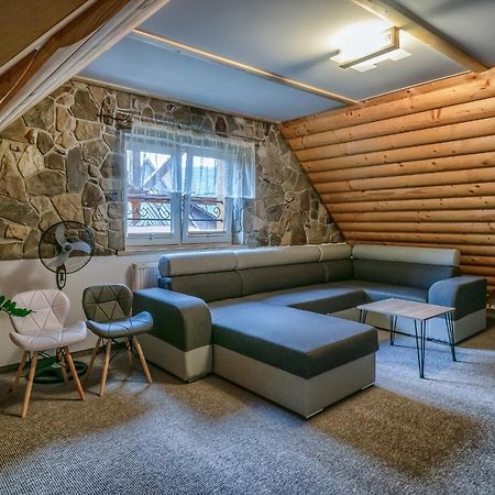 Willa Na Skarpie Szczawnica Luaran gambar